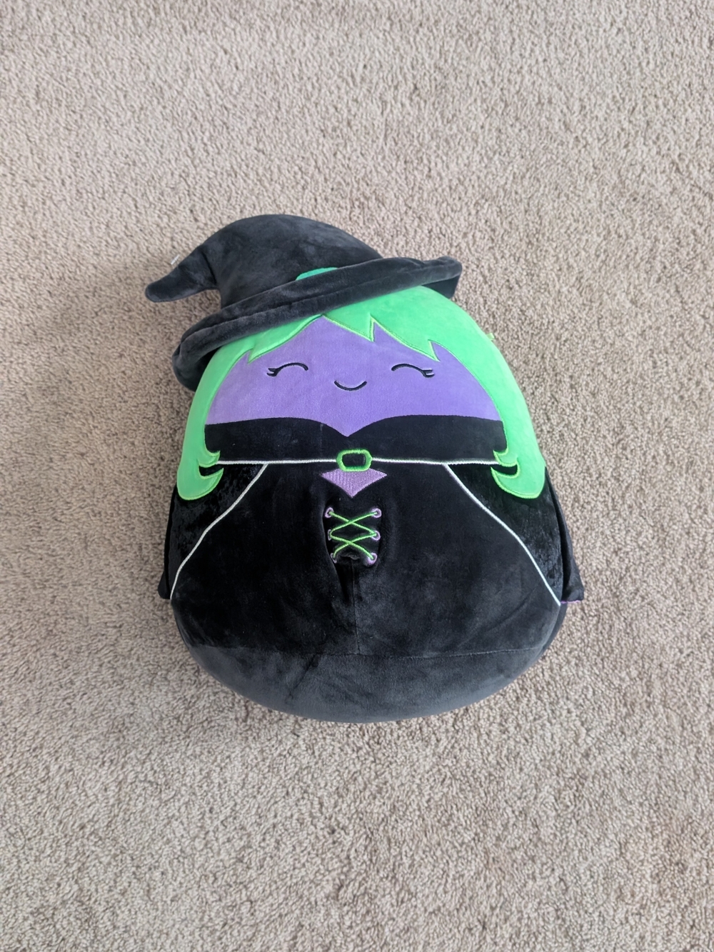 Halloween squishmallow